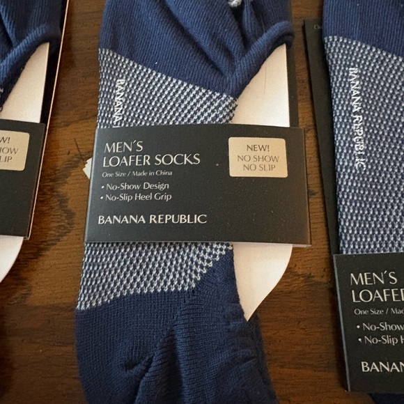 Banana Republic Men's Navy Loafer Socks - Picture 2 of 2